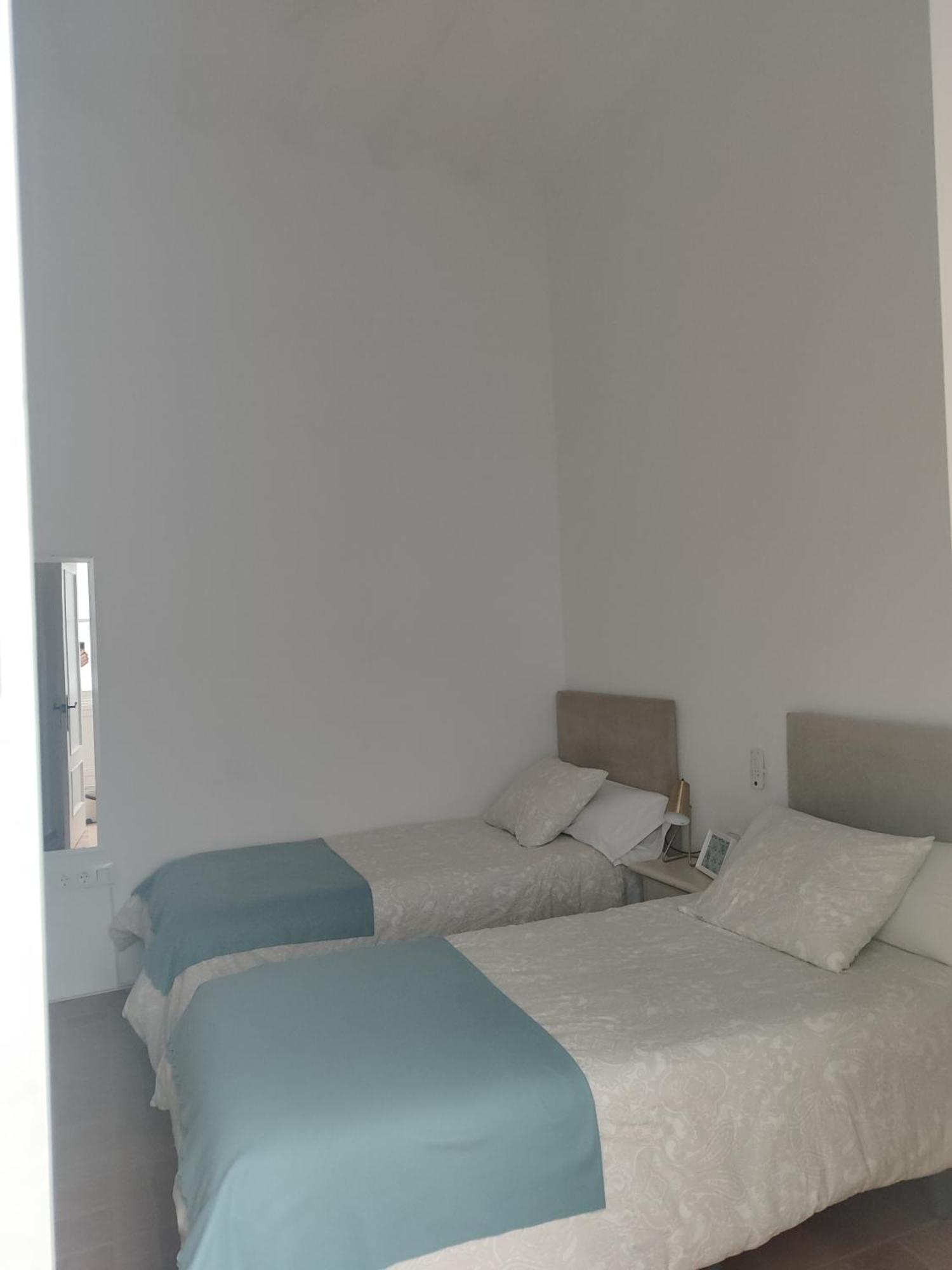 Estreno Centro Y Playa Cadiz Appartement Buitenkant foto